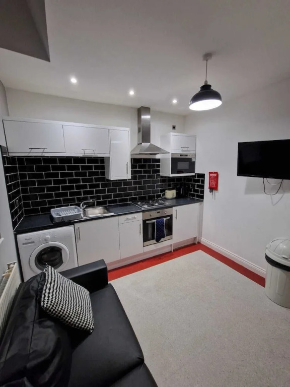 Charming 2-bed Apartment in Gateshead