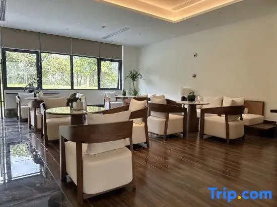 Ya'an Nanshuige Kaiyuan Mingting Hot Spring Hotel