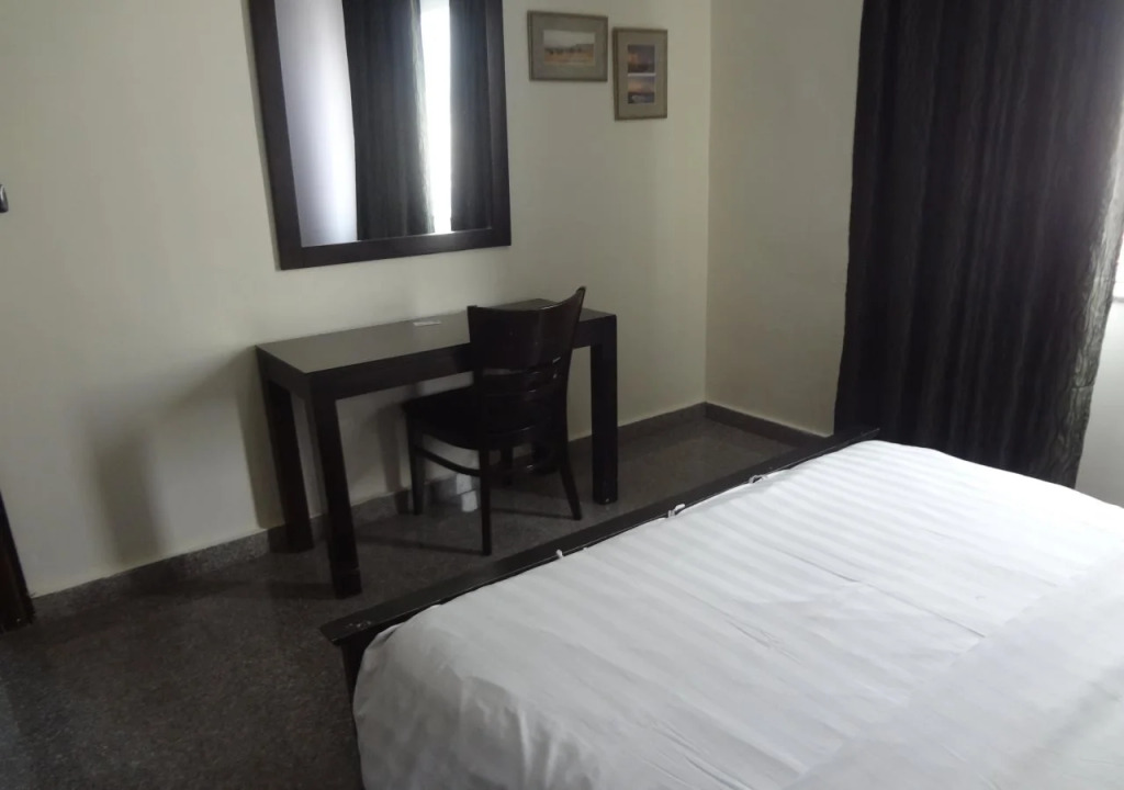 Tamrah Suites Hotel
