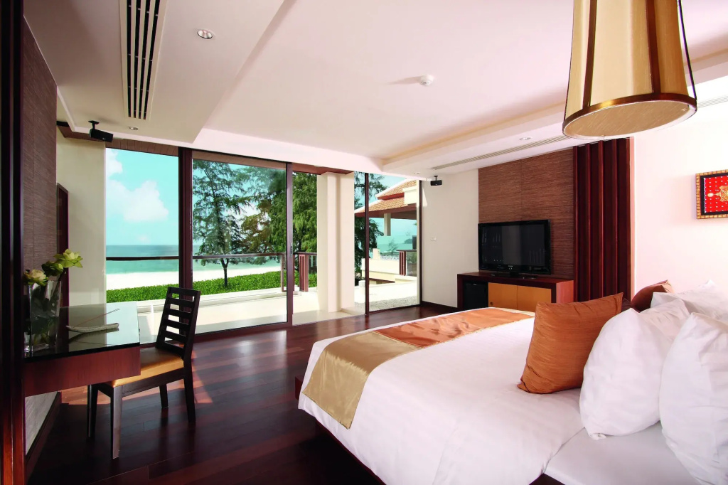 Отель Mövenpick Phuket Bangtao