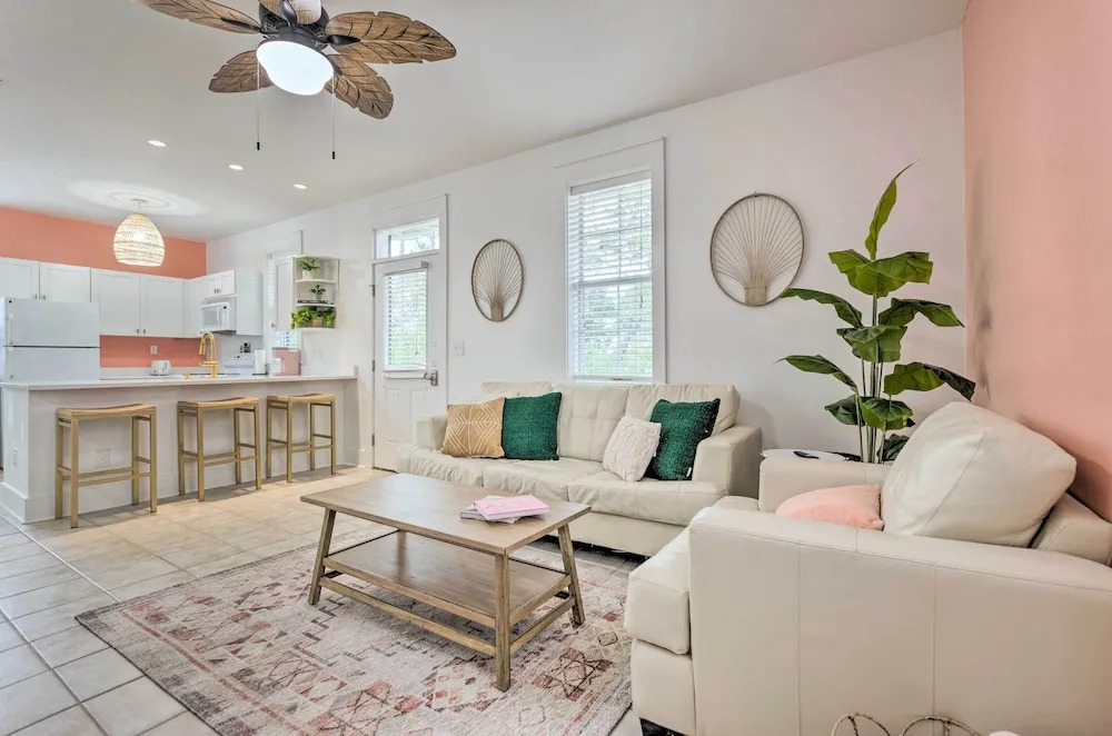 Beverly Bungalow; Easy Walk to Seagrove Beach