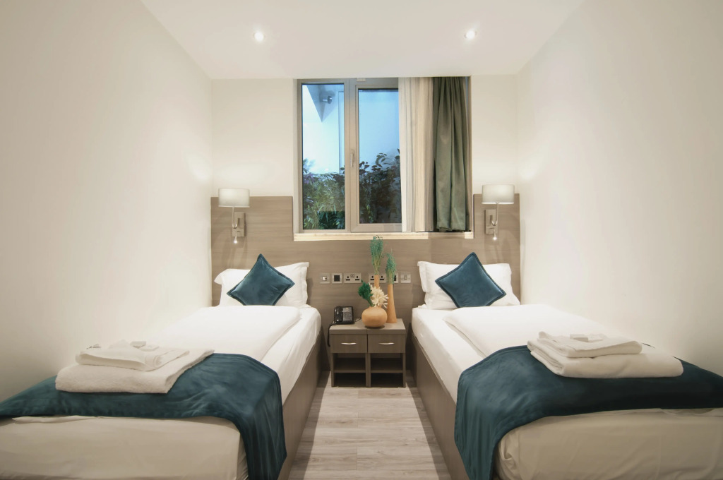 The Lion & Key Hotel