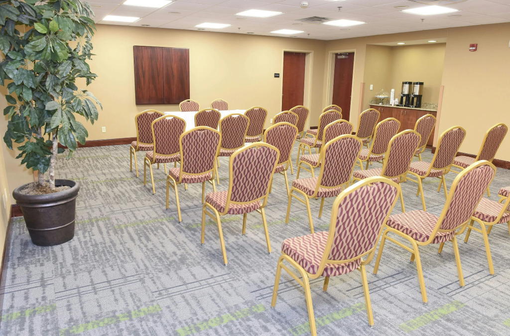 Hampton Inn & Suites Madisonville