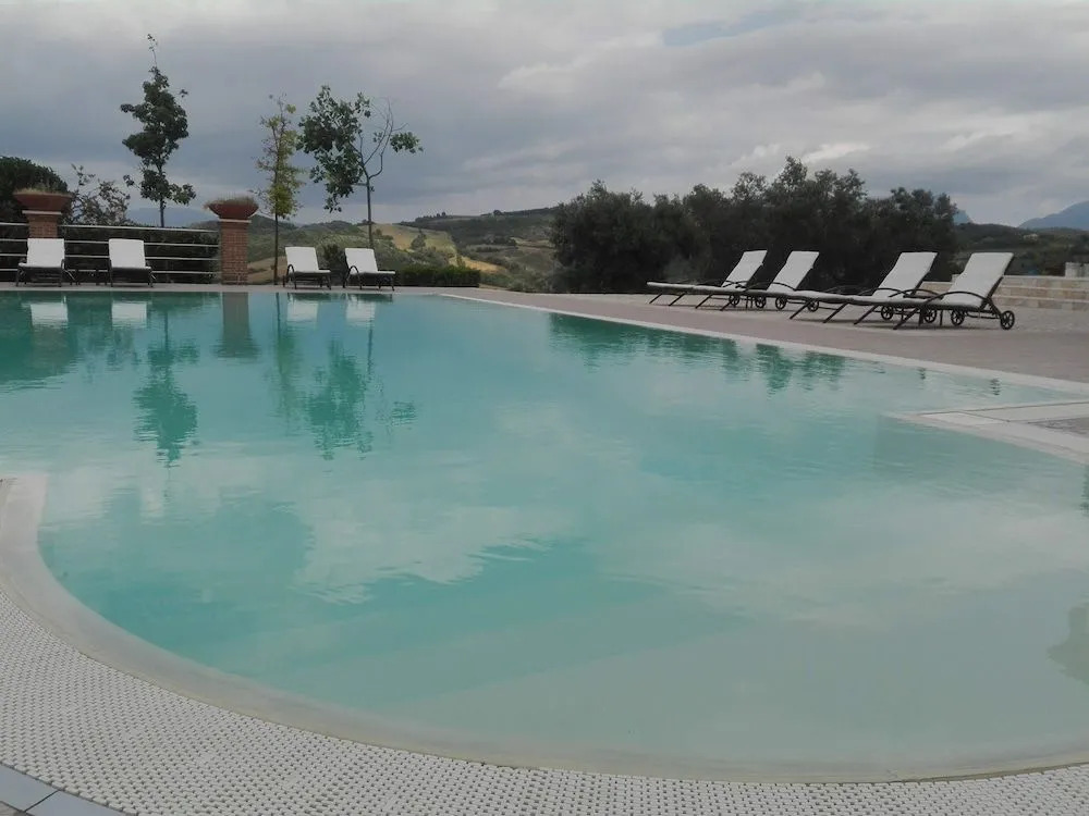 Villa Santoro ai TRE Ulivi con Piscina Privata