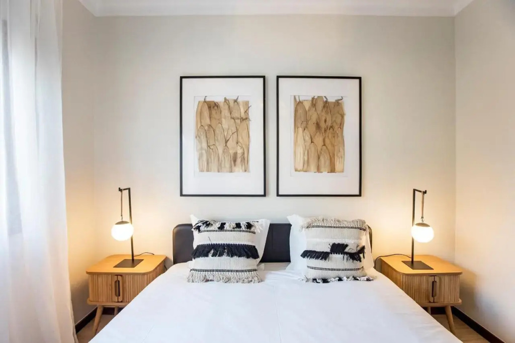 2BR Flat in Bonfim w/ AC & Balcony by LovelyStay
