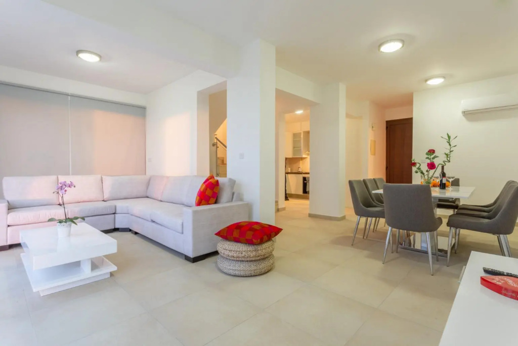 Villa Blue Diamond