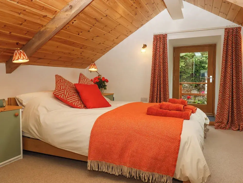 Lingcombe Barn