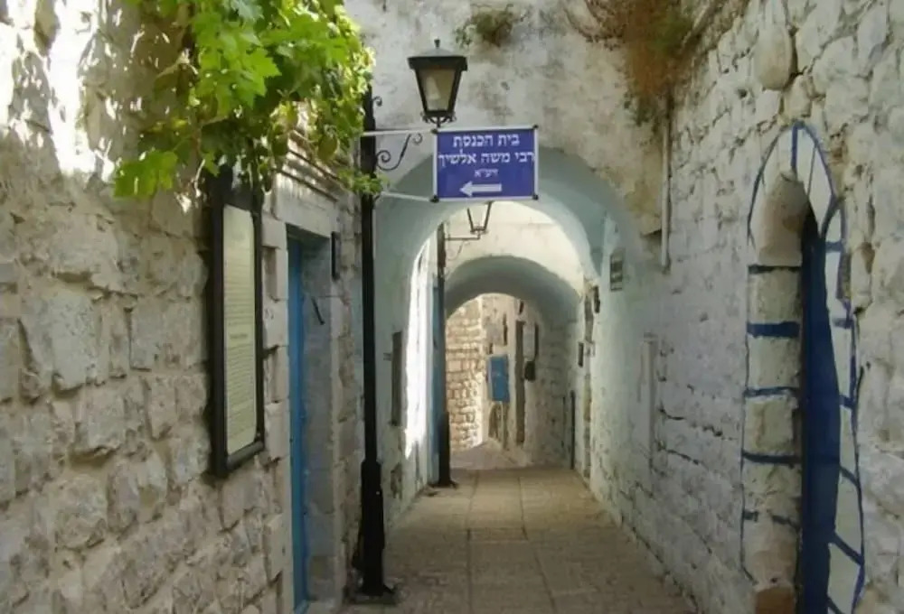 Kami Suites Hotel