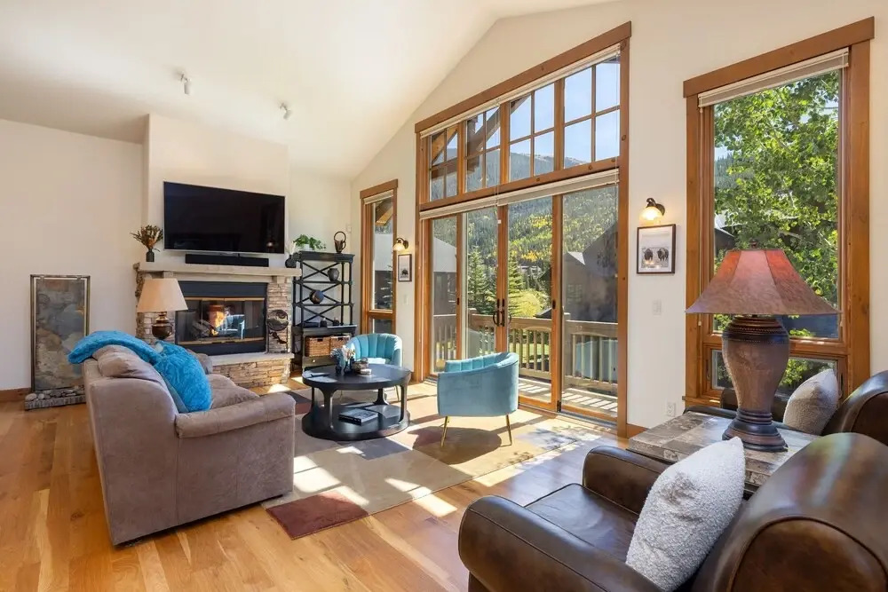 43 Thackwell 3 Bedroom Condo