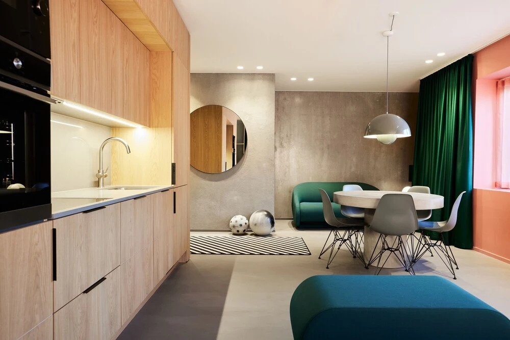Kirk Suites