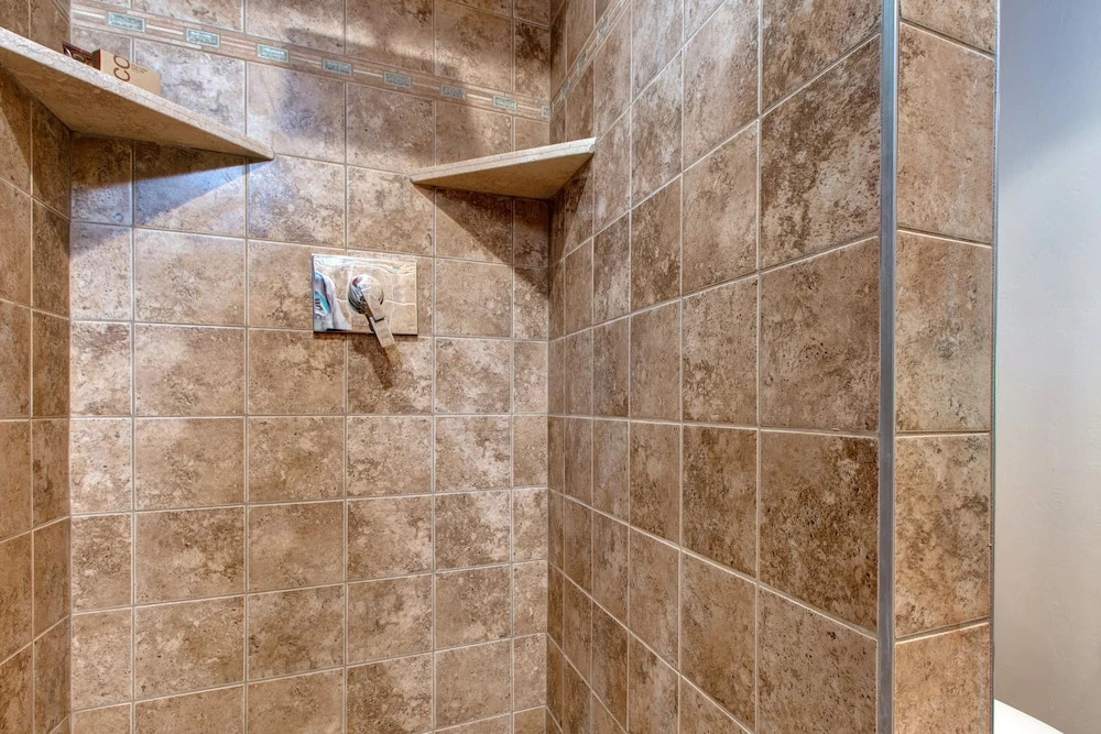 2BR 2BA Silver Cliff Condo by RedAwning