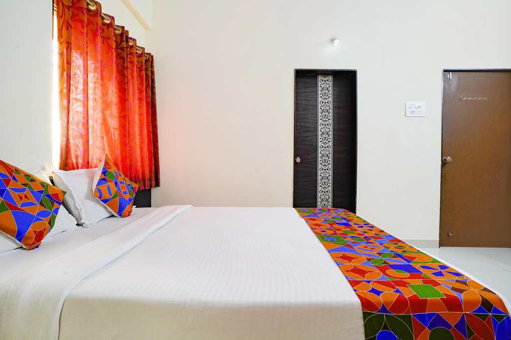 FabHotel Himalay