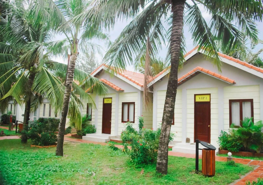 Cửu Long Beach Phú Quốc