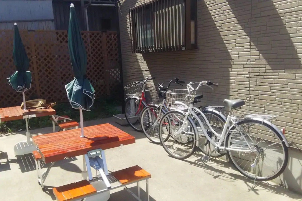 J's Backpackers Hostel