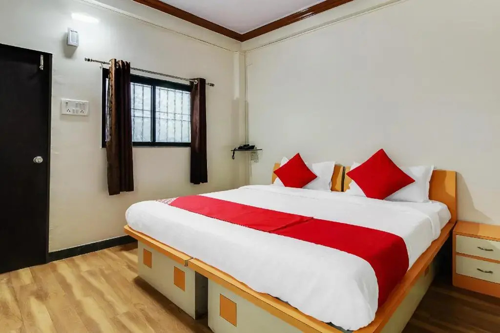 Hotel Sandeep by OYO Rooms