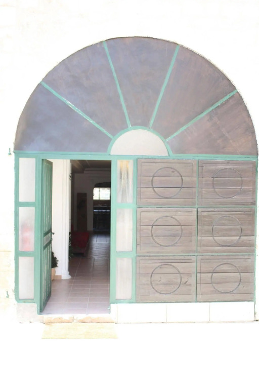 Al Yakhour Hostel
