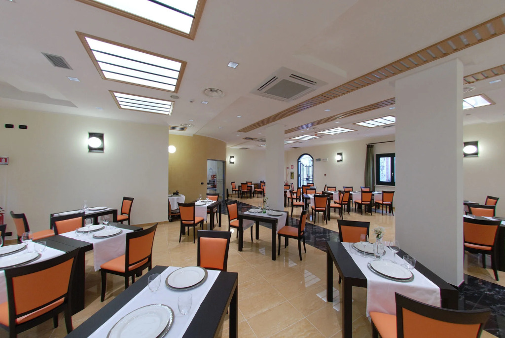 Cerri Hotel