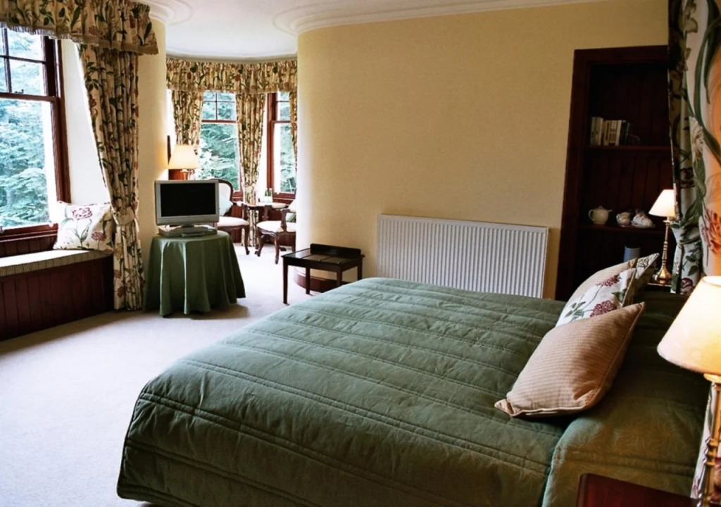 Tigh na Sgiath Country House Hotel