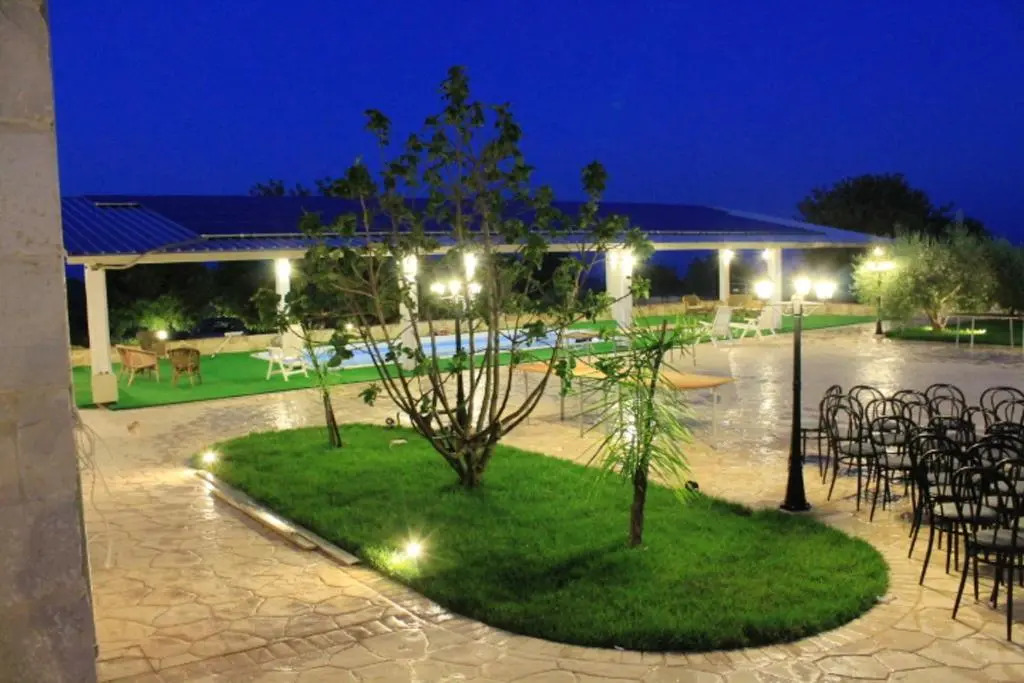 2 bedrooms appartement with shared pool furnished garden and wifi at Modica