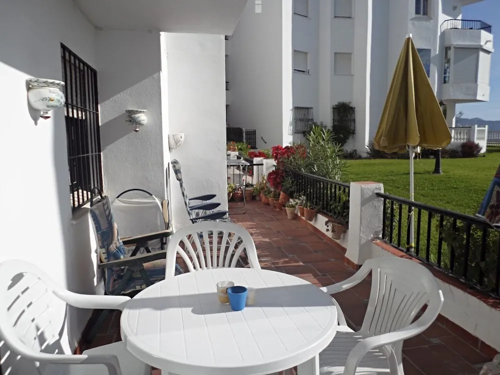 Apartamento Urbanización Las Palmeras 47