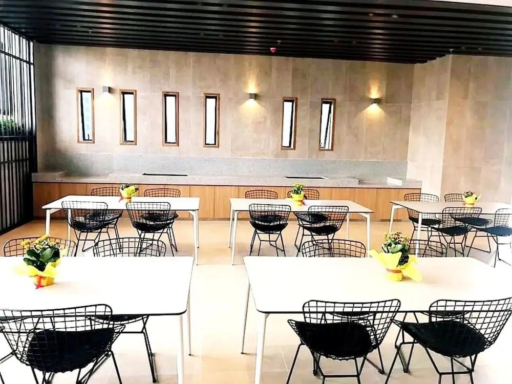 The Peak Serviced Apartment