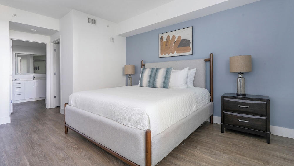 Landing Furnished Apartments - Naples, FL