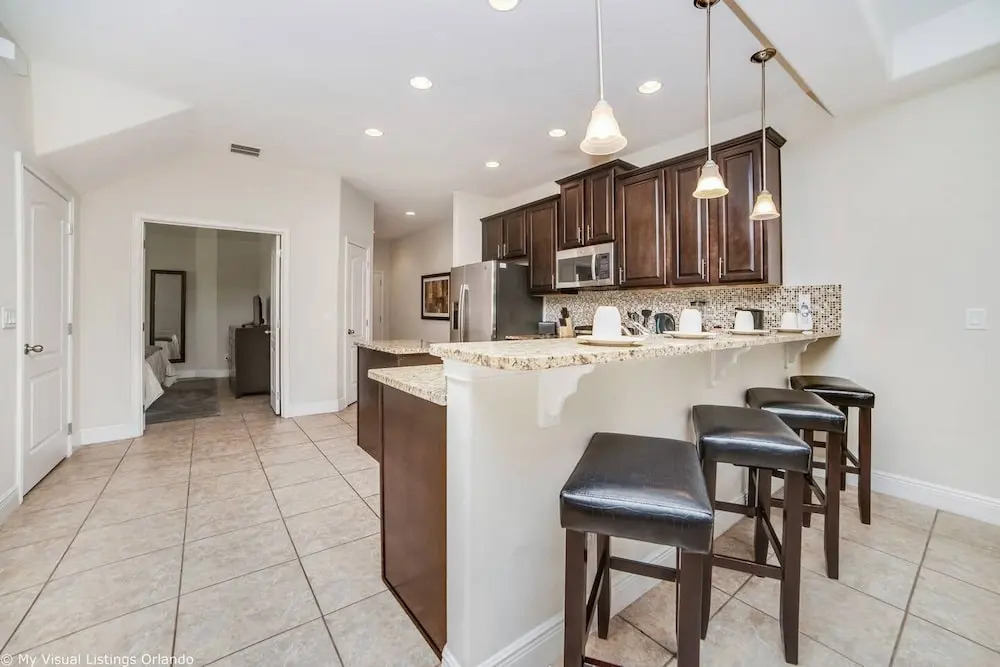 Spacious 4BD Town Home With Private Patio - Near Disney Parks AND Golf #8127