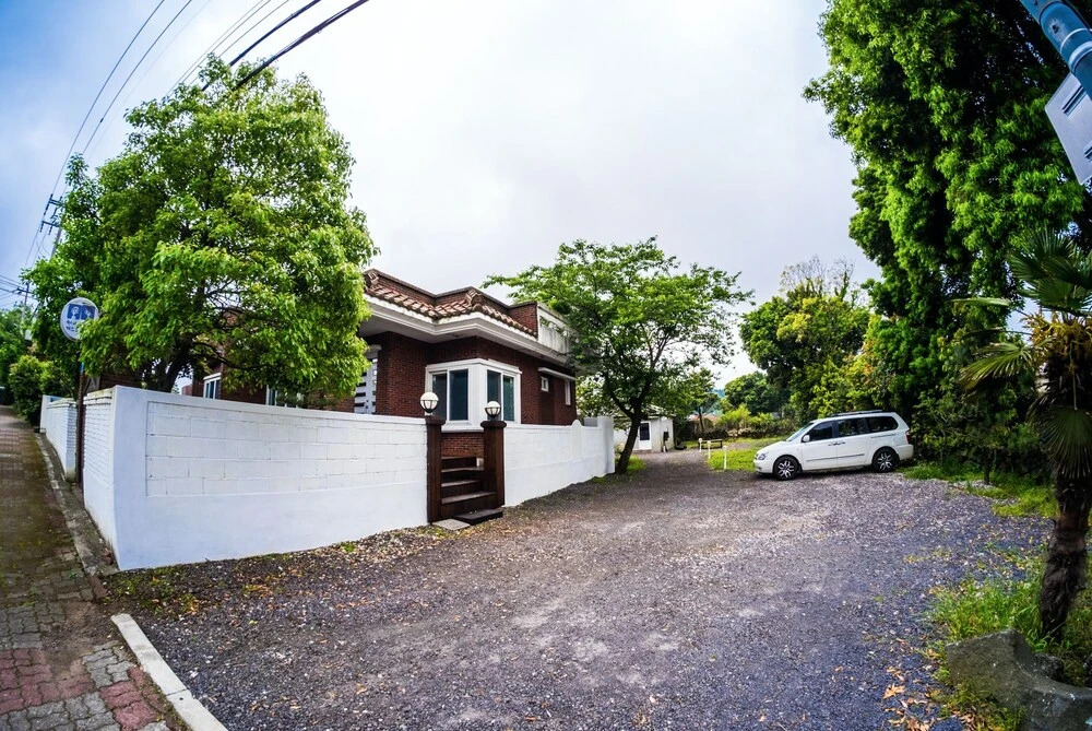 Sunny-Hunny Guesthouse - Hostel
