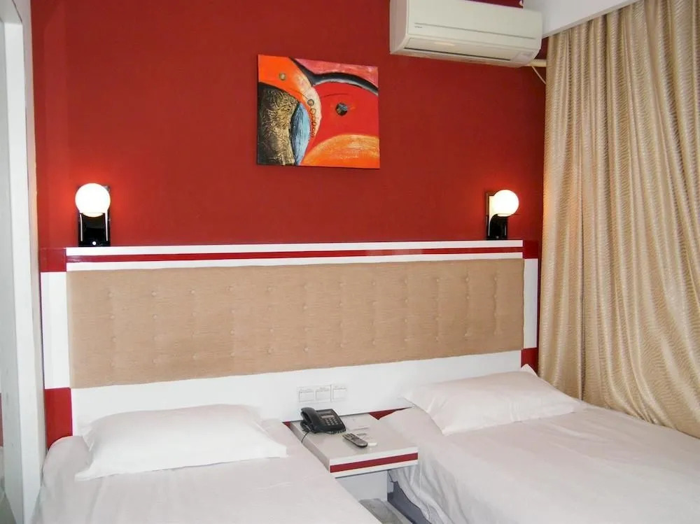 Good Dream Business Hotel (Xuhui)