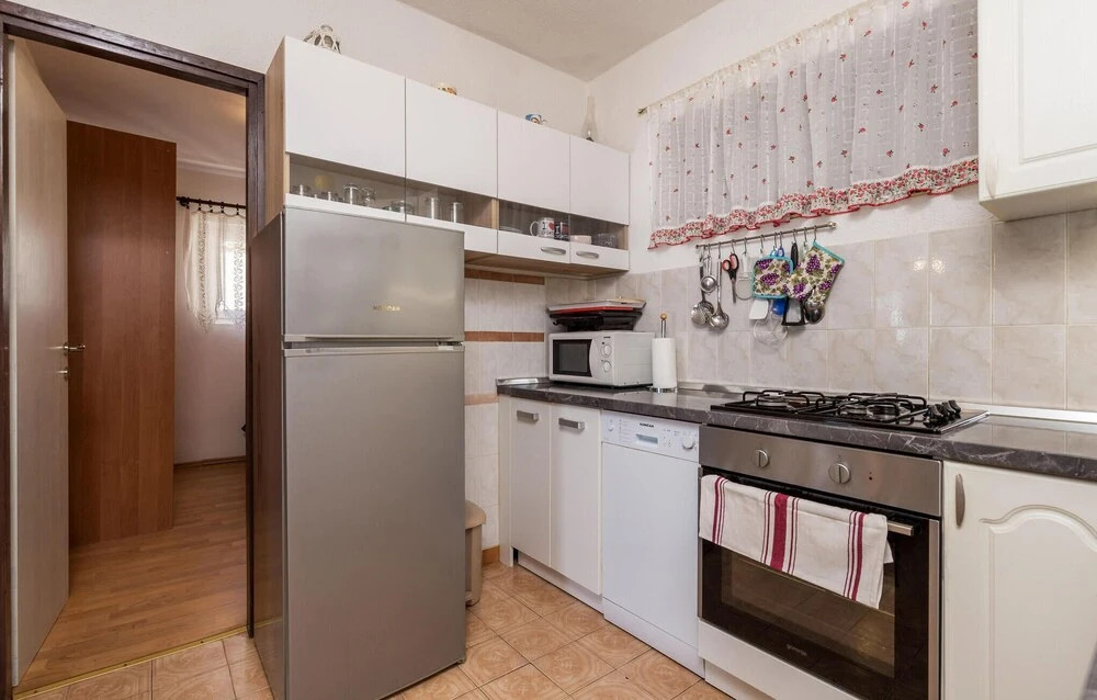 Beautiful Home in Jablanac With Wifi and 5 Bedrooms