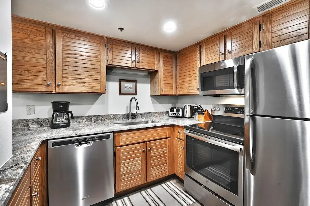 Park Station 244-1 1 Bedroom Condo by RedAwning