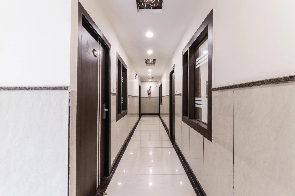 CAPITAL O46294 K K Residency