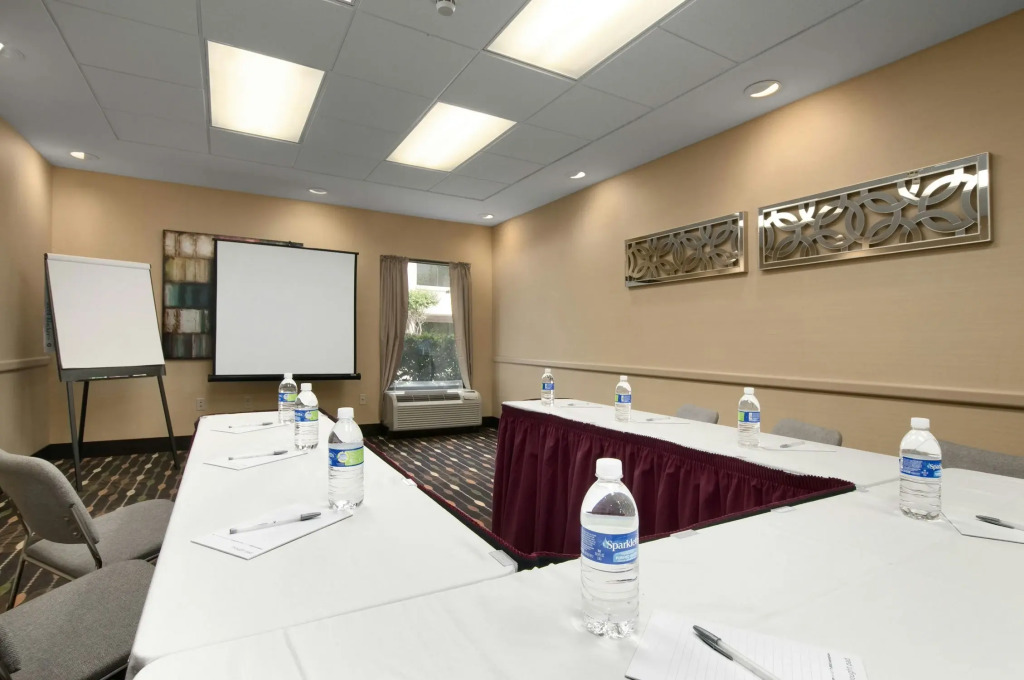 Hampton Inn - Houston/Brookhollow