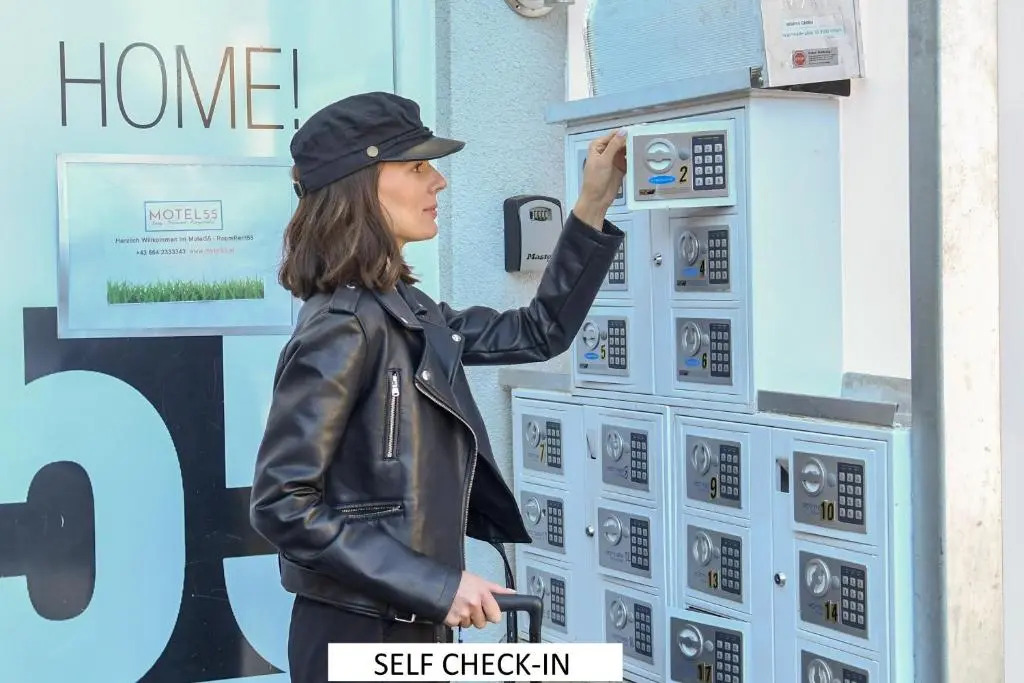 Motel55 - nettes Hotel mit Self Check-In in Villach, Warmbad