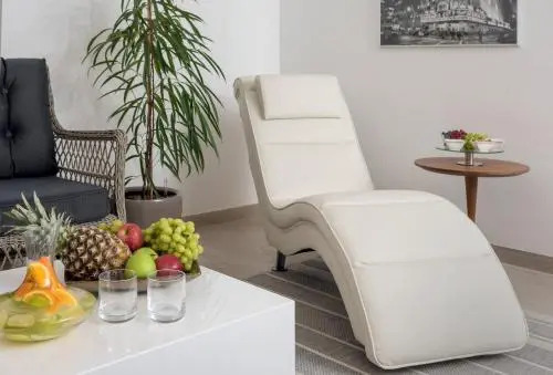Luxury Villa Happiness