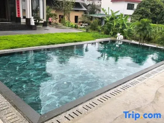 Serene Bamboo Villa · Panoramic Pool | Zen Courtyard Retrea