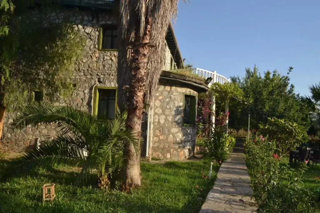 Otantik Tas Ev