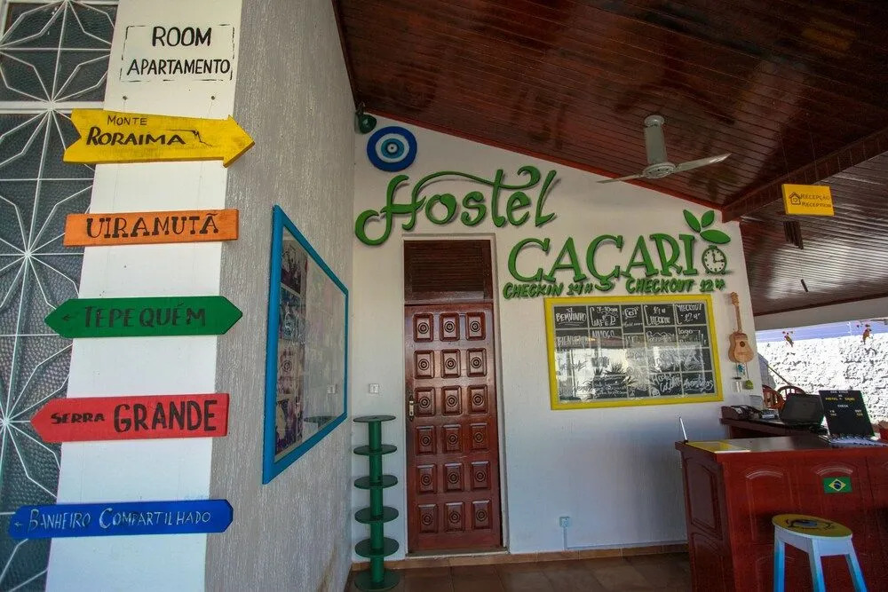 Hostel Caçari