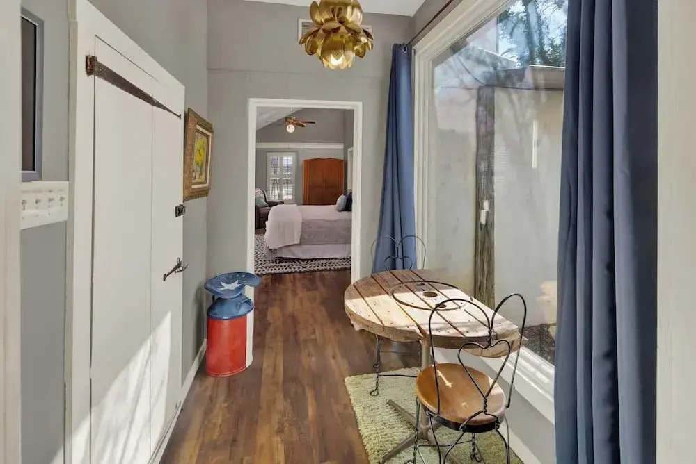 Texas Two Step Guesthouse