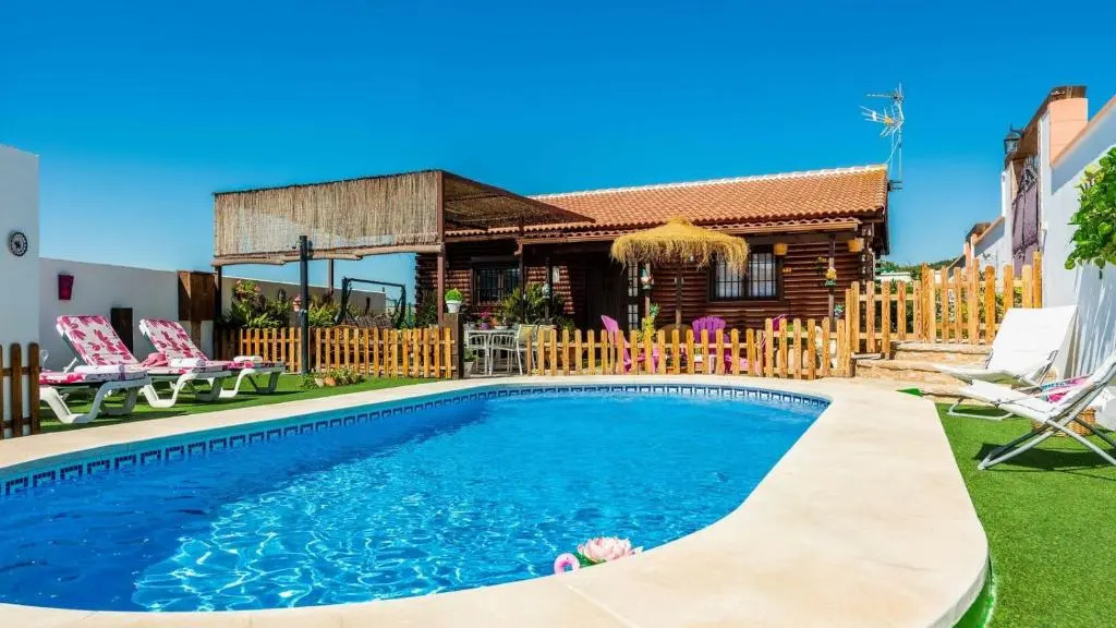 Casita de Madera Ardales by Ruralidays