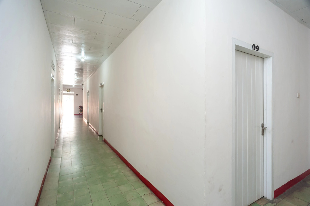 RedDoorz Syariah near Tugu Juang Jambi 3