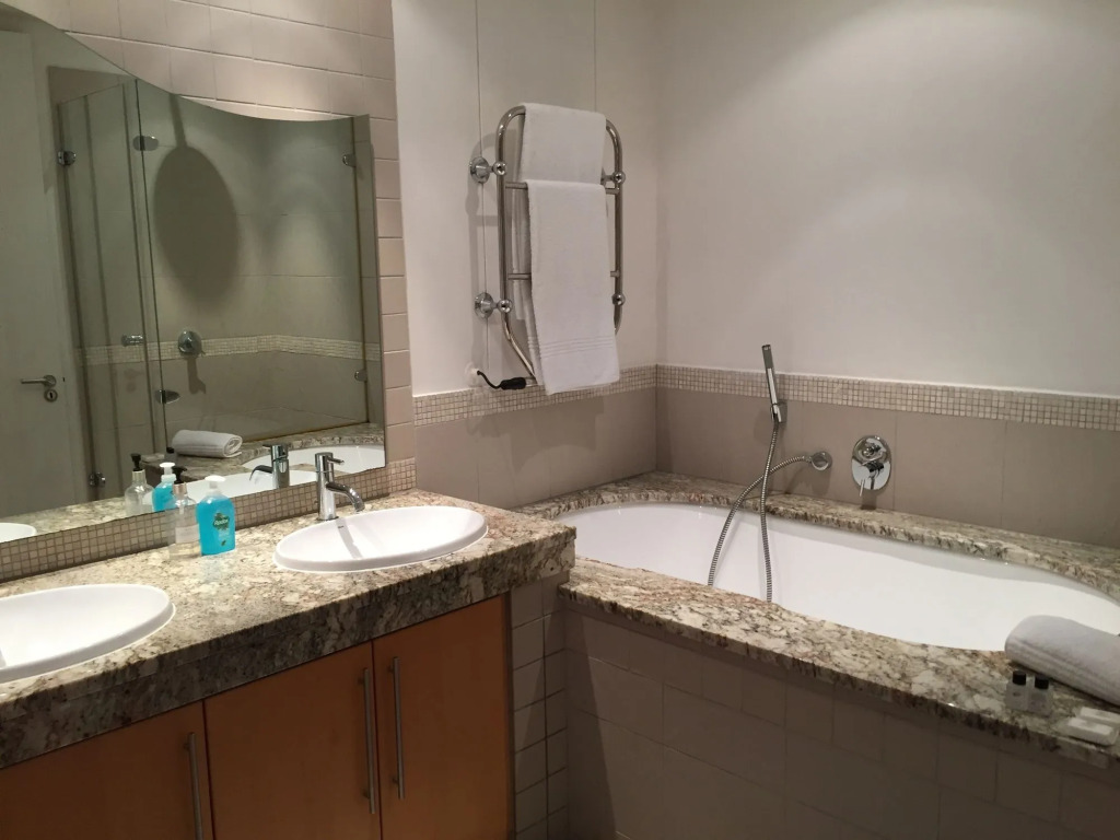 Avenue One Apartments