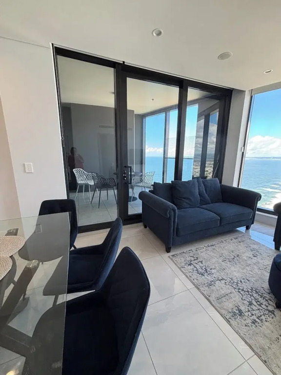 Sky High Luxury - 59th Floor at Ocean