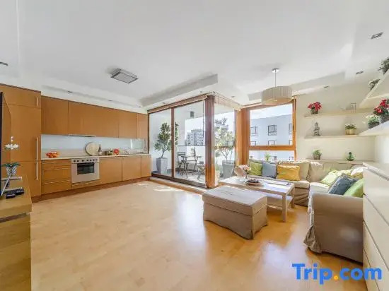 Lumina luxury 3-rooms apart in Warsaw