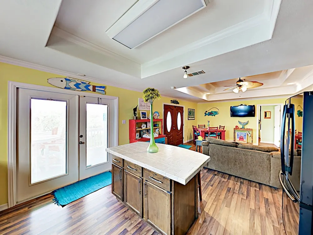 Belize - 3 Br Home