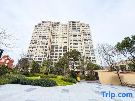 High-End Serviced Apartment (Shanghai Gubei Wuzhong Road)