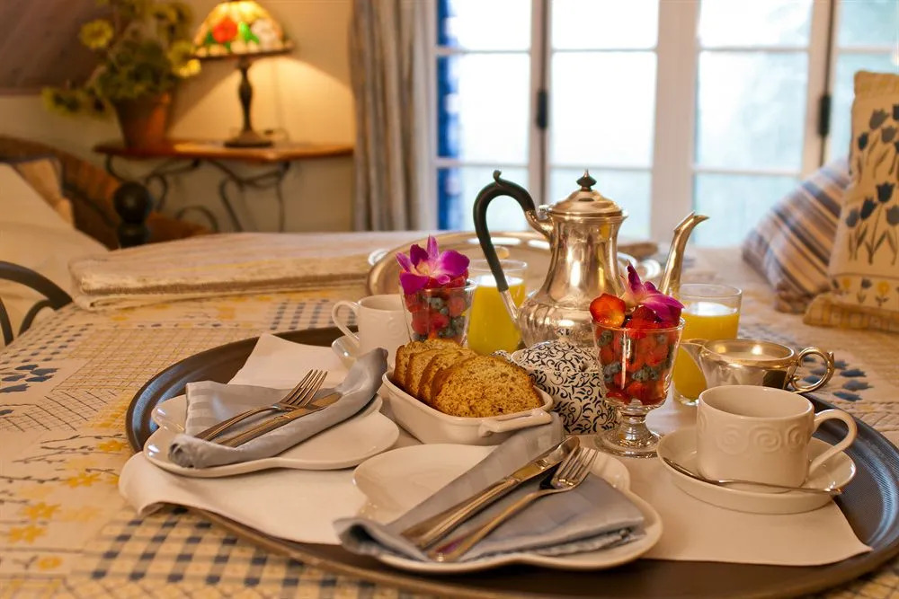 Le Petit Clocher Gite Touristique B & B