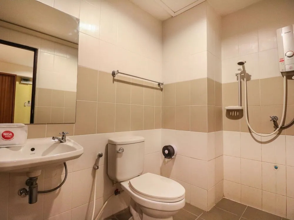 Nida Rooms King Mahidol 194 Gate