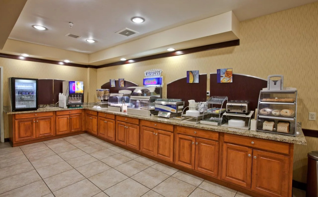 Holiday Inn Express Plymouth by IHG