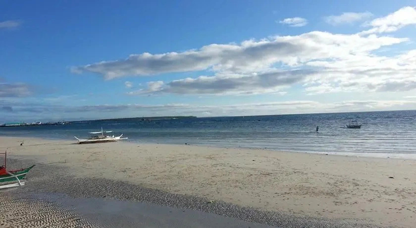 Tristans Beach Resort and Restaurant
